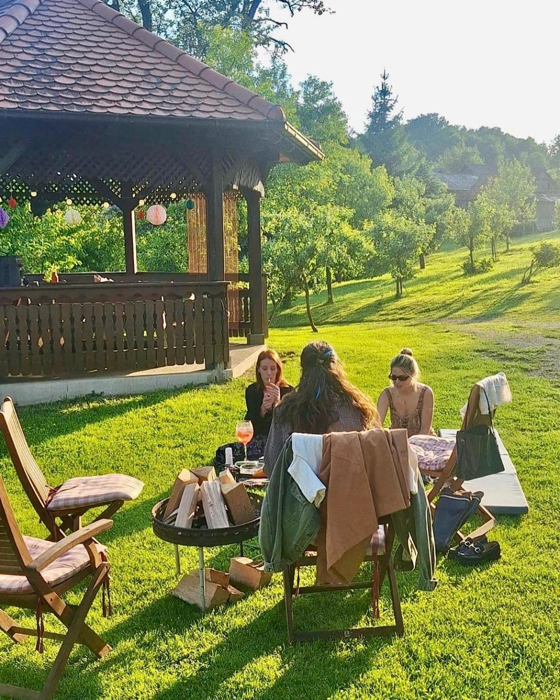 Country House Novosel Duga Resa Zewnętrze zdjęcie